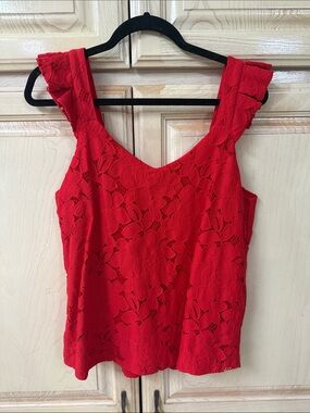Red Lace Sleeveless Women's Top
